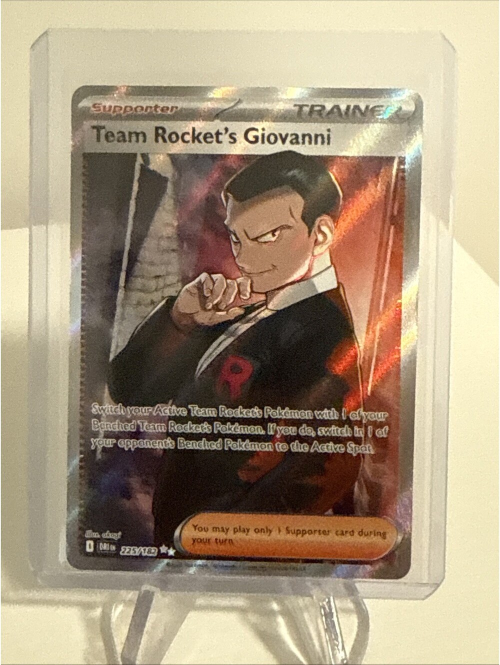 Pokemon TCG Team Rocket's Giovanni Destined Rivals UR FA Holo 225/182